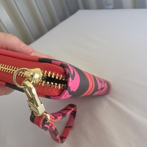 Betsey Johnson Pink and Black Floral Wallet - Picture 5 of 11